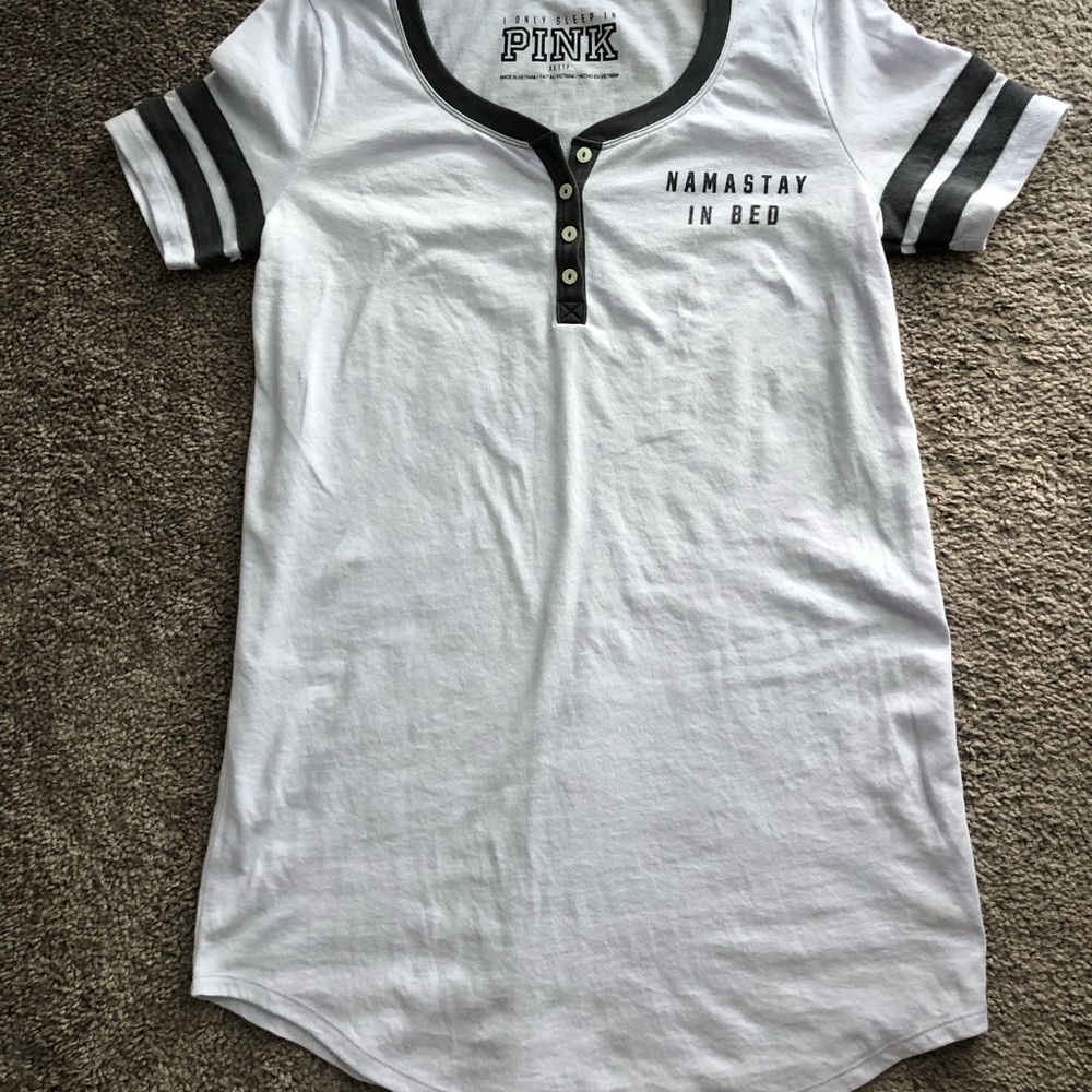 SOLD/SOLD/SOLD Pink VS Sleep Shirt XS